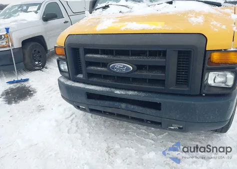 2008 Ford E-250 Commercial/Recreational z USA, uszkodzony, nr VIN 1FTNE24L18DA85250